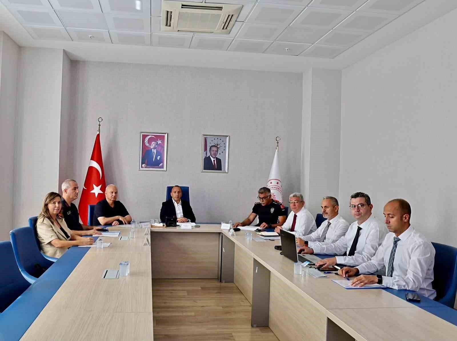 cine-de-yeni-egitim-yili-oncesi-okul-guvenligi-toplantisi