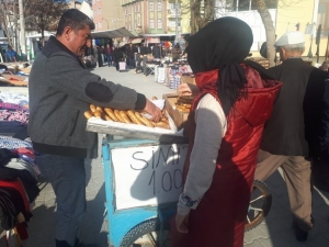İki Yıldır Simit Bir Lira
