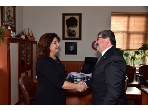 Başkan Can Kurum Yöneticileri Ve Çalışanlarıyla Bir Araya Geldi