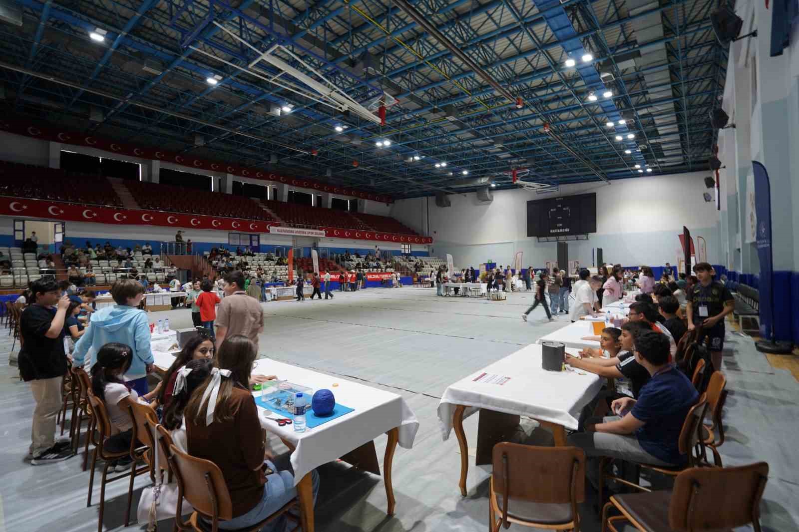 deneyap-teknoloji-atolyesi-nde-proje-senligi-duzenlendi