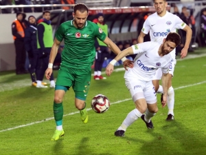 Rizespor, Zirveye Kafa Tutuyor!