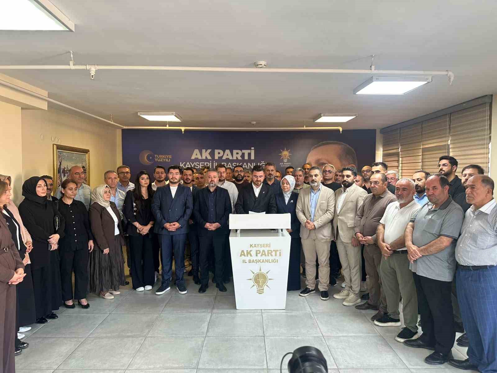 ak-parti-kayseri-il-baskani-okandan-milletimizle-ceyrek-asir-turkiye-gelecege-hazir