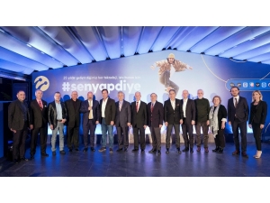 25’inci Yılını Kutlayan Turkcell Çeyrek Asırlık İlk Müşterilerini Ağırladı