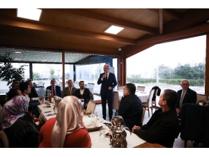 Yıldırım: "Bu Ülkenin Daha İleriye Gitmesi İçin, Müreffeh Bir Hale Gelmesi İçin Önce Vatan, Millet, Devlet Ve Bayrak”