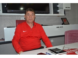 Giray Bulak: "Bütün Arzumuz Ümraniyespor Maçını Kazanmak"