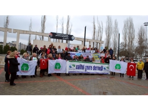 Manisa’da Çevrecilerden Jes’lere Marşlı Protesto