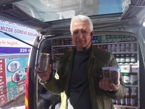 Bin 700 Çeşit Şifalı Ürünü İlçe Pazarlarında Satıyor