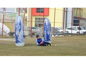 E.yeni Malatyaspor’da Kale Ertaç’ın