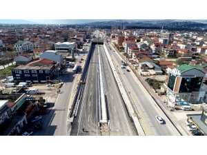 Kocaeli-sakarya Ulaşımını Rahatlatacak Köprülü Kavşak Açılıyor