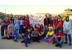 Üniversite Öğrencileri 63 Sosyal Duyarlılık Projesi Gerçekleştirdi