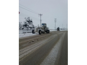 Pazaryeri’nde Kar Temizleme Çalışmaları Başladı