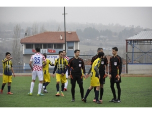 Söğütspor Yeşilyurtspor’u 4’lük Yaptı
