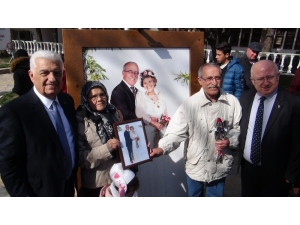 50 Yıl Sonra Sevgililer Gününde Gelinlik Giydiler