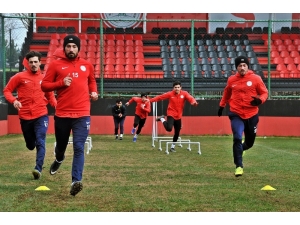 Karaköprü Belediyespor Hazırlıklarını Sürdürüyor