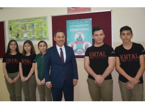 Uysal Sağlık Meslek Lisesi’nde Öğrencilerle Buluştu