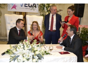 14 Şubat’ta 14 Mutluluk