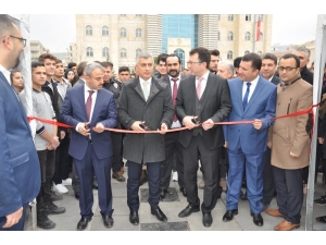 Cizre’de Eğitim Ve Kariyer Fuarı Açıldı