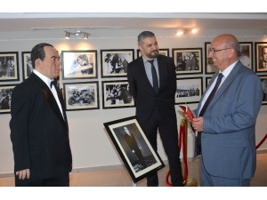 Kıbrıs Milli Eğitim Ve Kültür Bakanı Özyiğit’ten Sergi Ziyareti