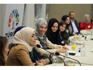 Taşkesenlioğlu, Tecrübelerini Paylaştı