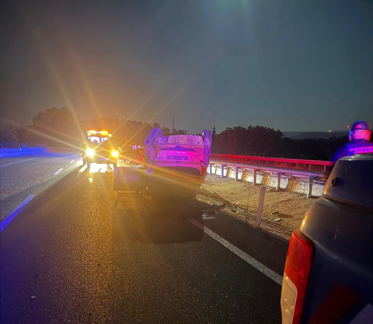 canakkale-de-muzisyen-trafik-kazasinda-hayatini-kaybetti
