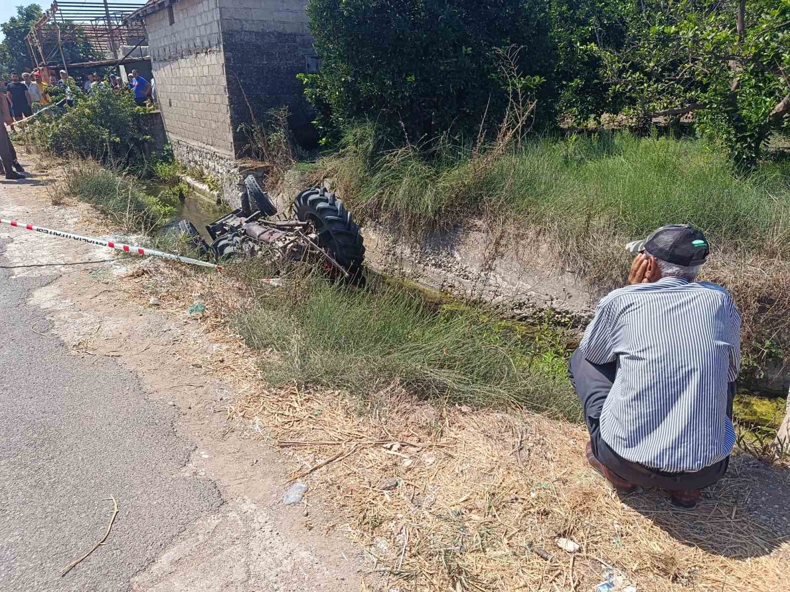 antalya-da-su-kanalina-dusen-traktorun-surucusu-hayatini-kaybetti
