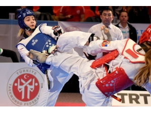 Taekwondoculardan 13 Madalya