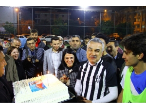 Aydın Büyükşehir Belediye Başkan Adayı Savaş’a Sürpriz Doğum Günü