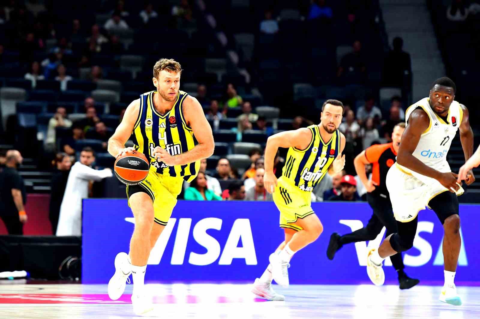 fenerbahce-euroleague-super-kupa-da-ucuncu-oldu