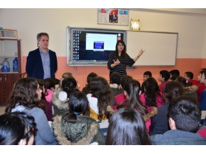 Belediye Çevreci Gençler Yetiştiriyor