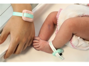 Pembe Kodla Bebekler Güvende