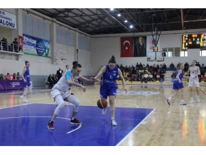 Türkiye Kadınlar Basketbol 1. Ligi: Elazığ İl Özel İdare: 87 - A Koleji: 60