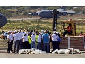 Abd’nin Venezuela İçin Gönderdiği Yardımlar Kolombiya’ya Ulaştı