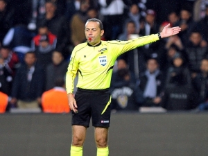 Uefa’dan Cüneyt Çakır’a Görev