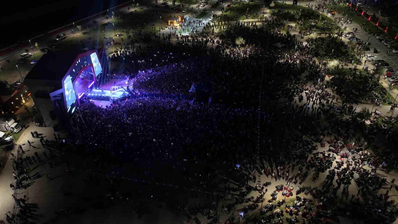 sincan-geleneksel-yaz-festivali-nde-konser-heyecani