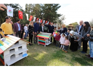 Kepez’in Sokak Hayvanları Dokumapark’ta ’Ev’lendi