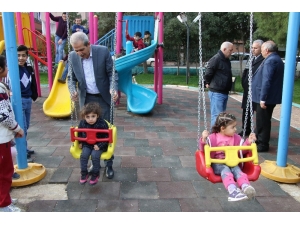 Haliliye’de Parklar Daha Güvenli Hale Getiriliyor