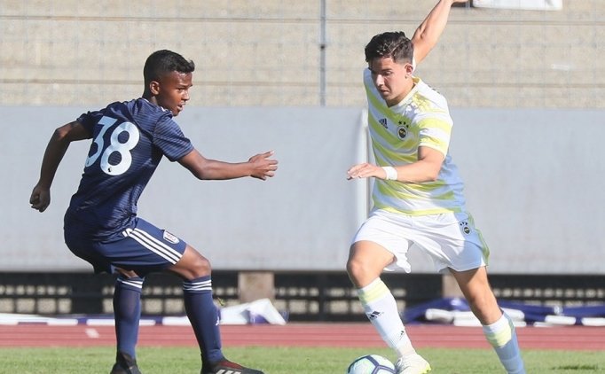 Fenerbahçe'de Yeni Gençler Formaya Hasret Kaldı