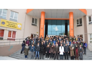 Rektör Savaş Lise Öğrencilerine Matematiği Anlattı