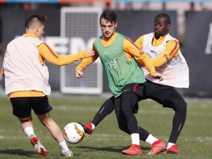 Galatasaray’da Avrupa Mesaisi Başladı