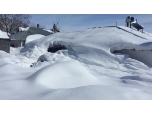 Karlıova 2 Aydır Kar Altında