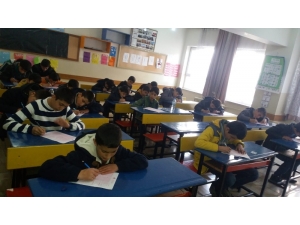 Hakkari’de ‘Siyer Sınavı’na Yoğun İlgi