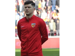 Sapunaru Ve Atila Turan Sarı Kart Sınırında