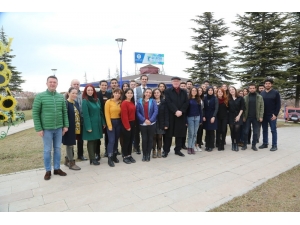 Başkan Kurt Gençlerle Bir Araya Geldi