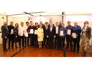 Perakende Sektörünün İki Önemli Derneğinin Ortak Projesi Olan Peravoc, İlk Mesleki Yeterlilik Belgelerini Verdi