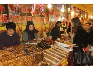 Piazza’da Lezzet Şöleni Devam Ediyor