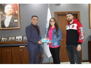 Başkan Yalçın, Başarılı Sporcuları Tebrik Etti