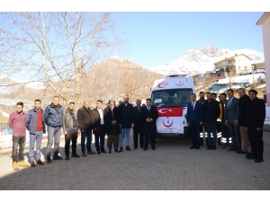 Sağlık Bakanlığı’ndan Beytüşşebap’a Tam Donanımlı Ambulans