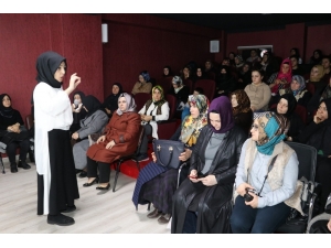 Şanlıurfa’da Kadınlara Stres Yönetimi Semineri Verildi