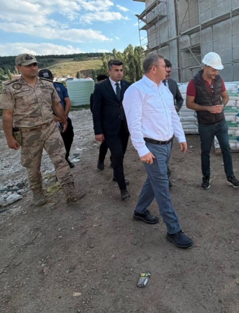 kars-valisi-ziya-polat-susuz-da-incelemelerde-bulundu