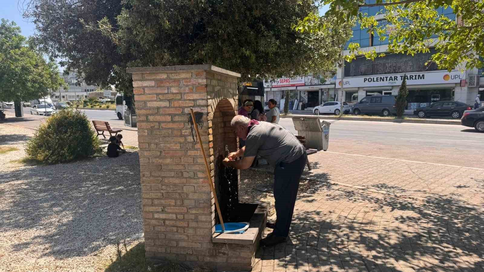 adana-da-termometreler-36-dereceyi-gosterdi